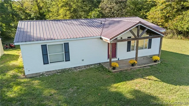 $174,945 | 694 South Thompson Road, Lexington, IN 47138