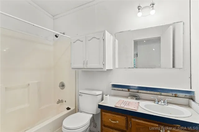 $174,945 | 694 South Thompson Road, Lexington, IN 47138