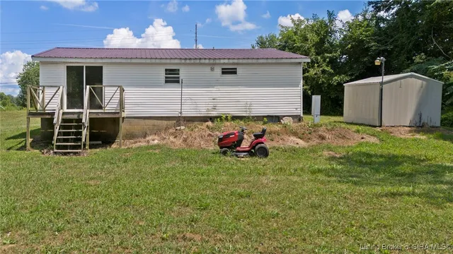 $174,945 | 694 South Thompson Road, Lexington, IN 47138