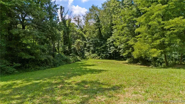 $174,945 | 694 South Thompson Road, Lexington, IN 47138