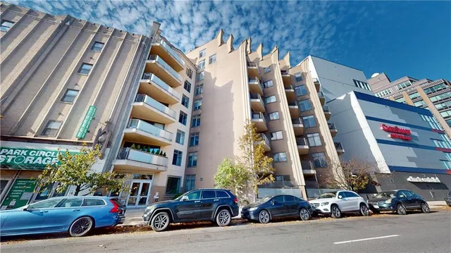 $1,218,000 | 346 Coney Island Avenue, Unit 601 | Windsor Terrace