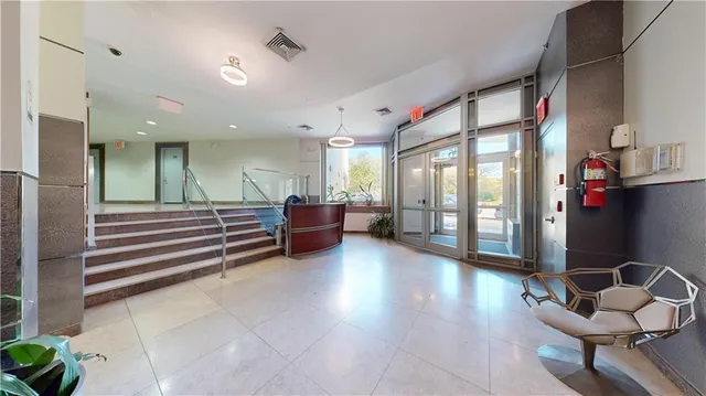 $1,218,000 | 346 Coney Island Avenue, Unit 601 | Windsor Terrace