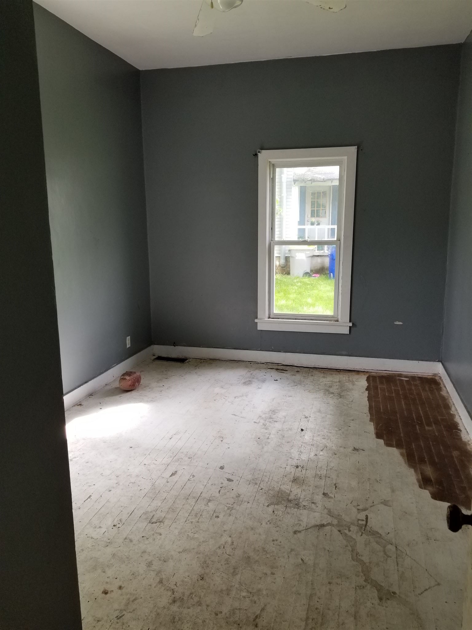 130 Walnut Street Butler, IN 46721 - Photo 6 of 7