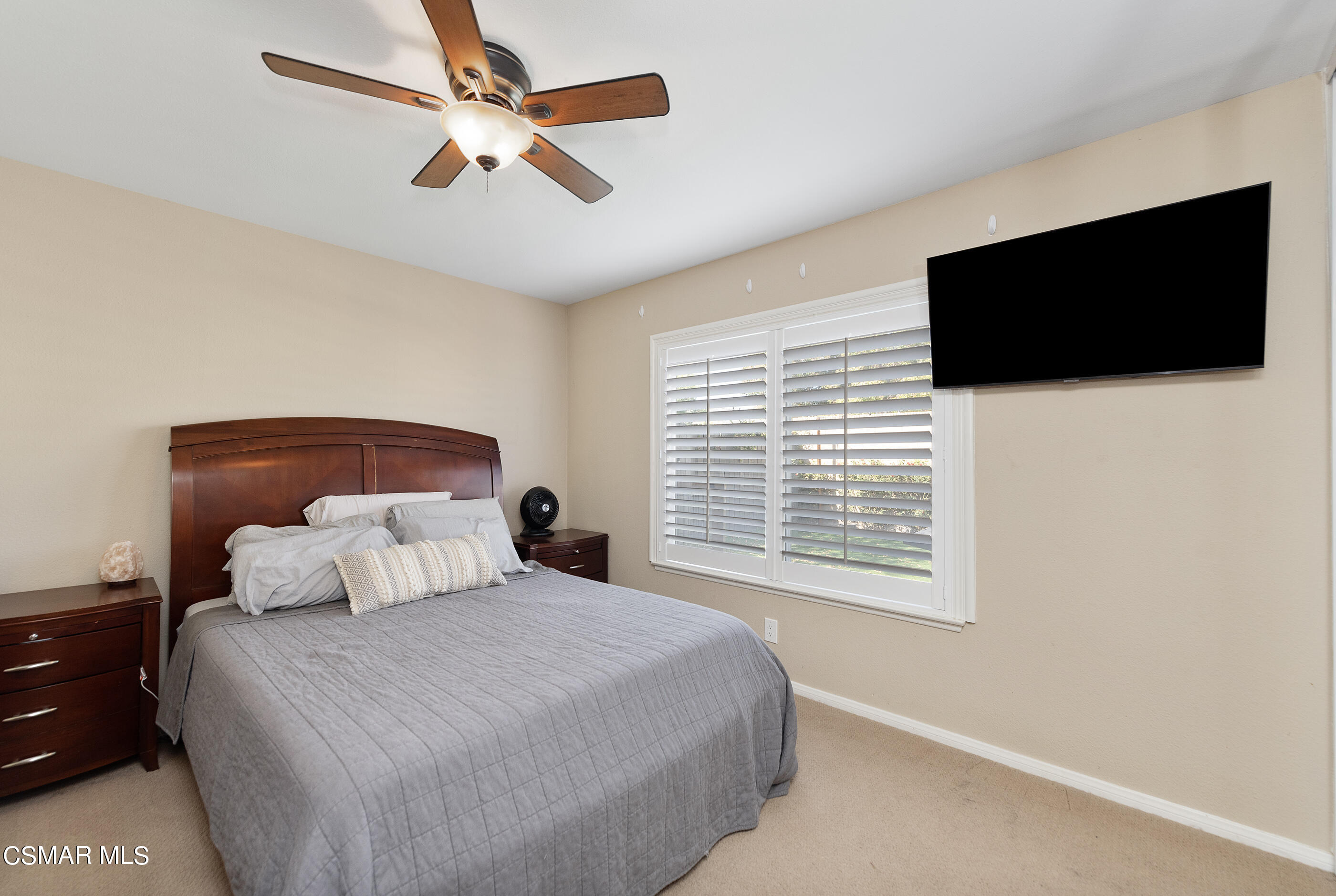 3923 Goodwin Avenue Simi Valley, CA 93063 - Photo 17 of 32 3923 Goodwin Ave Simi Valley-18