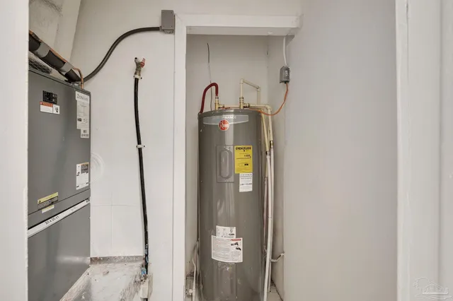 $244,900 | 7104 West Jackson Street, Pensacola, FL 32506