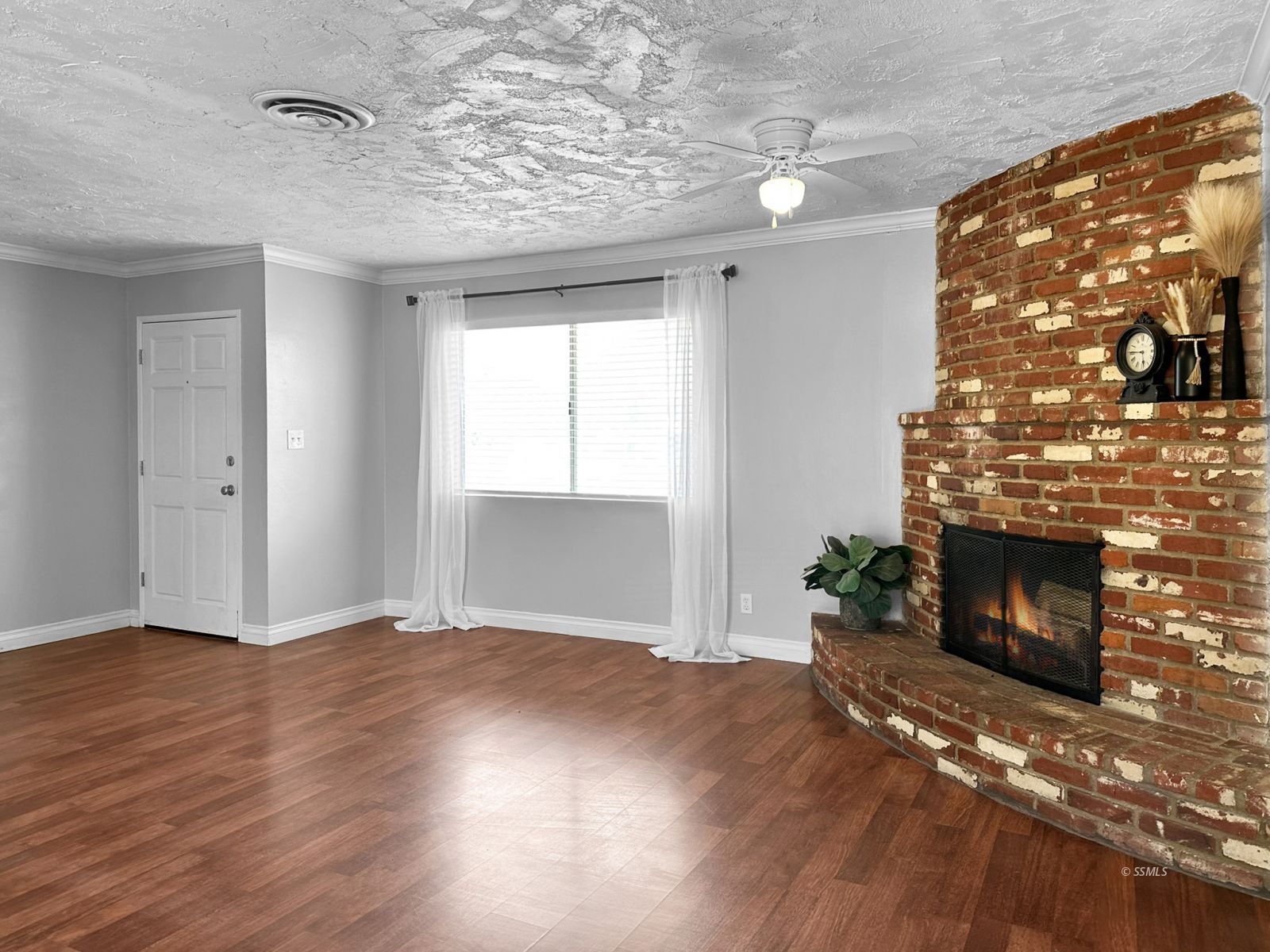 1200 West Dolphin Avenue Ridgecrest, CA 93555 - Photo 5 of 35 Gallery Image 5