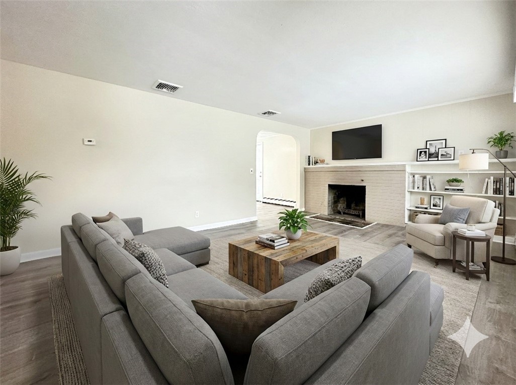 135 South Pierce Road East Greenwich, RI 02818 - Photo 2 of 42