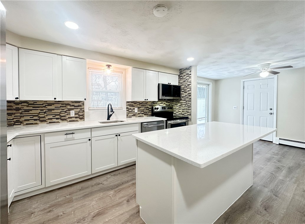 135 South Pierce Road East Greenwich, RI 02818 - Photo 25 of 42