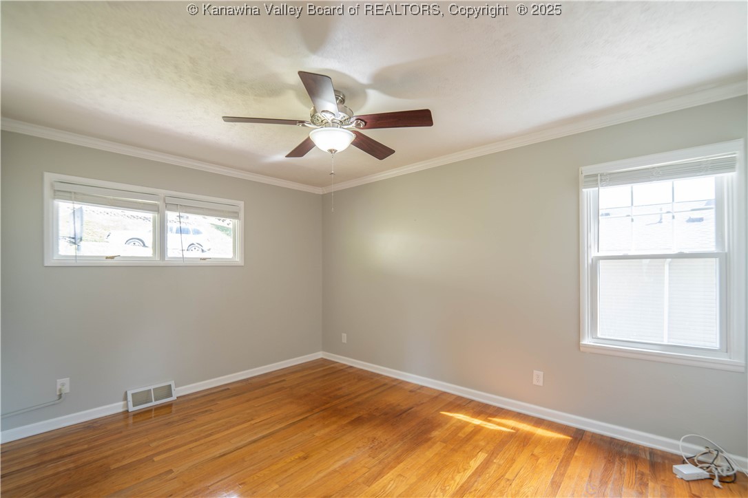 836 Walters Road Charleston, WV 25314 - Photo 11 of 33 Gallery Image 11