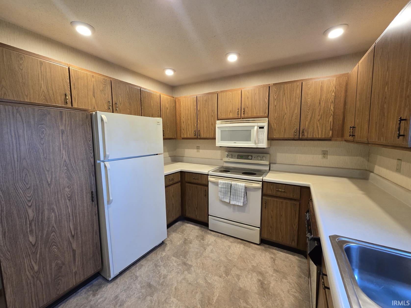 731 Riley Road Kendallville, IN 46755 - Photo 16 of 20