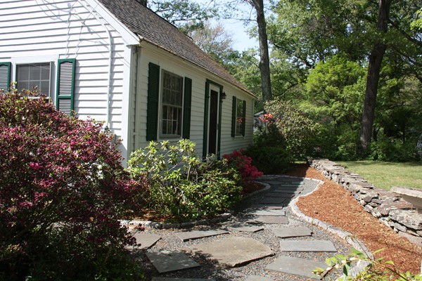 8 MacArthur Road Ashland, MA 01721 - Photo 4 of 30 Gallery Image 4