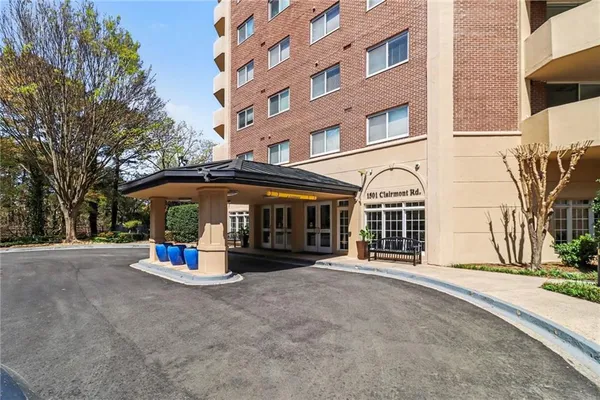 $234,000 | 1501 Clairmont Road, Unit 827, Decatur, GA 30033