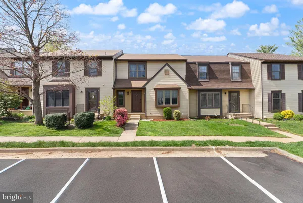$564,900 | 19 Jermyn Court, Sterling, VA 20165