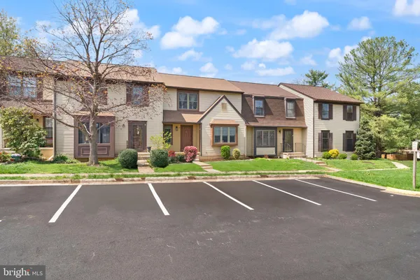 $564,900 | 19 Jermyn Court, Sterling, VA 20165