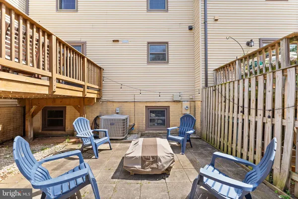 $564,900 | 19 Jermyn Court, Sterling, VA 20165
