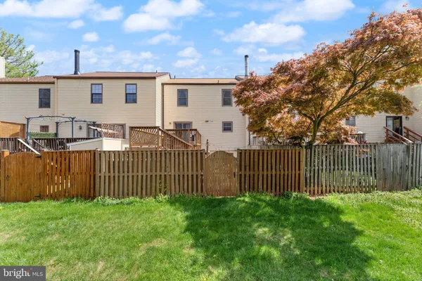 $564,900 | 19 Jermyn Court, Sterling, VA 20165