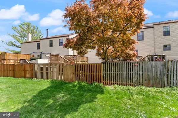 $564,900 | 19 Jermyn Court, Sterling, VA 20165
