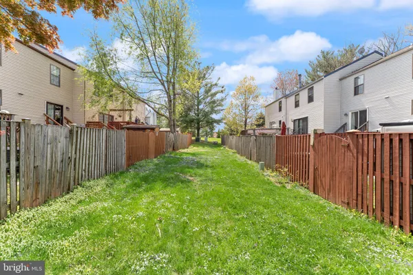 $564,900 | 19 Jermyn Court, Sterling, VA 20165