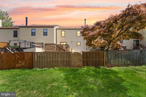 $564,900 | 19 Jermyn Court, Sterling, VA 20165