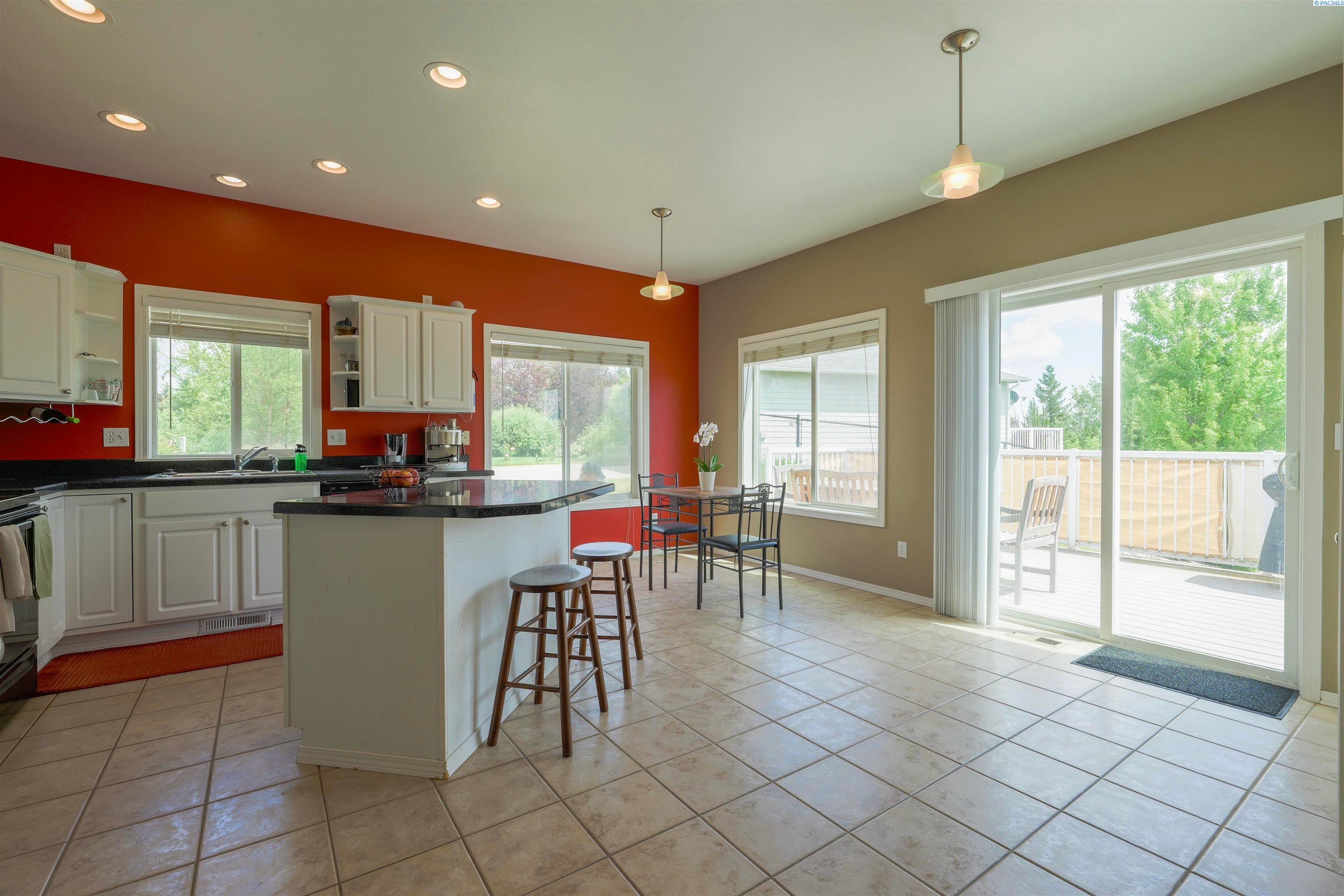 2260 Northwest Ridgeline Drive Pullman, WA 99163 - Photo 18 of 47 Gallery Image 18