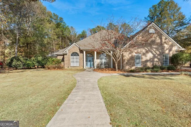 $519,900 | 220 Sabre Drive, Bonaire, GA 31005