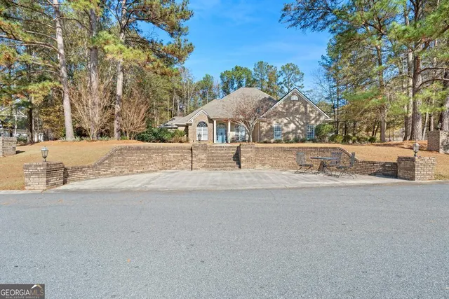 $519,900 | 220 Sabre Drive, Bonaire, GA 31005