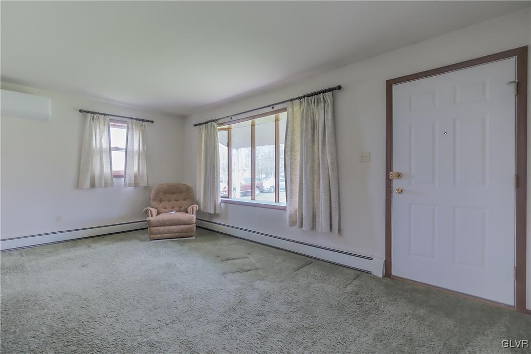 803 Molasses Valley Road Kunkletown, PA 18058 - Photo 14 of 37 Family Room