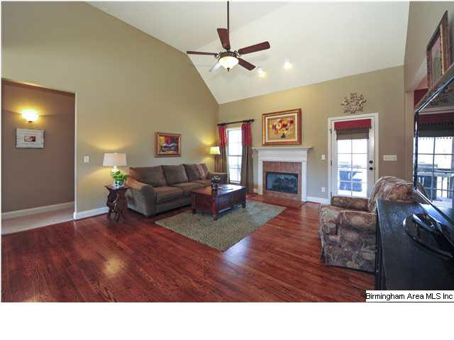 425 Ramsgate Drive Alabaster, AL 35114 - Photo 4 of 23