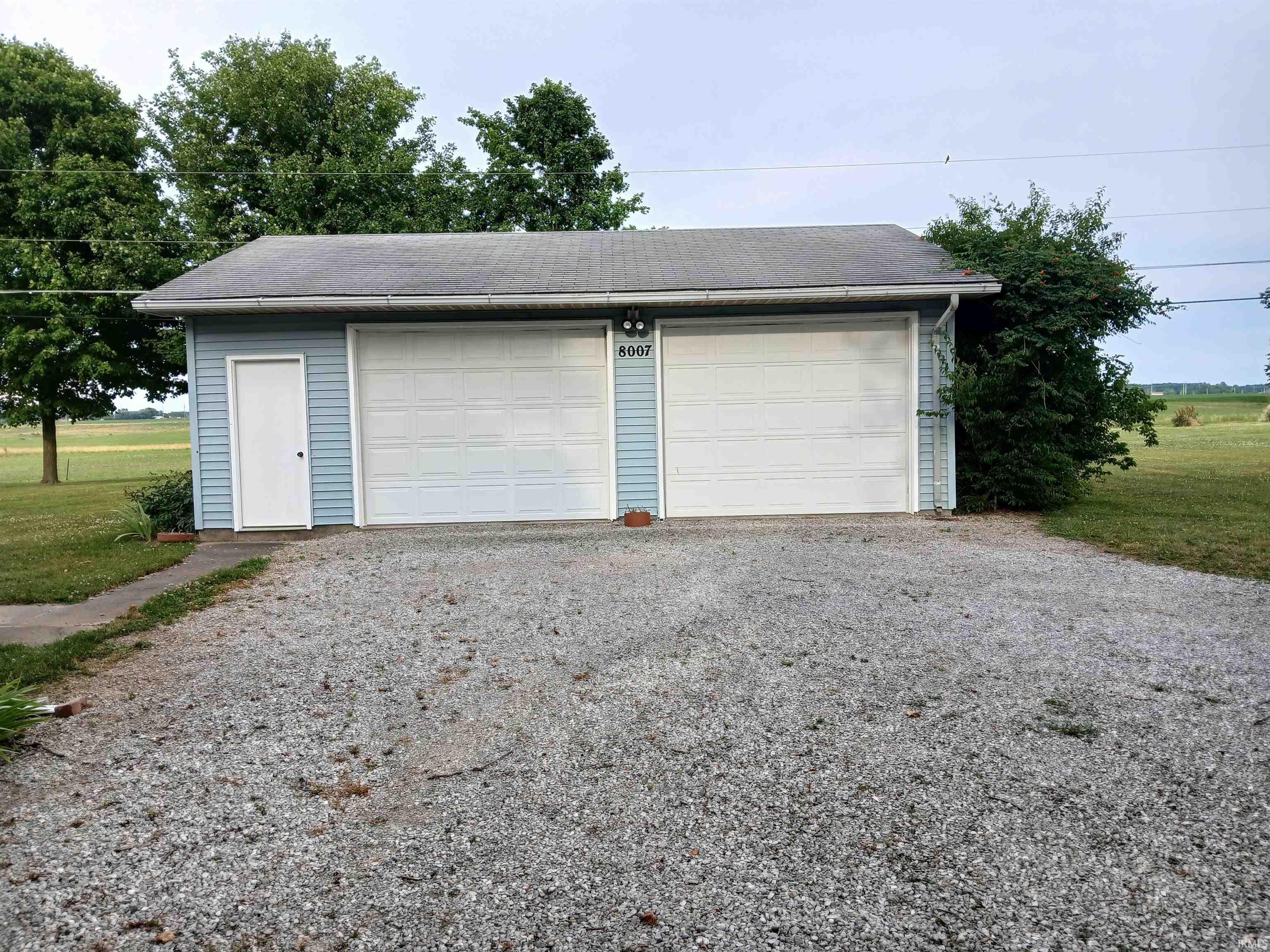 8007 Trentman Road Fort Wayne, IN 46816 - Photo 6 of 27 Gallery Image 6