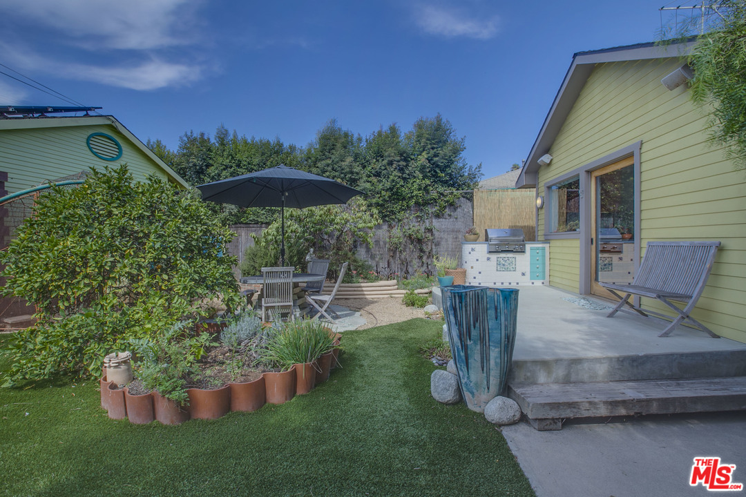 809 6th Avenue Venice, CA 90291 - Photo 20 of 40