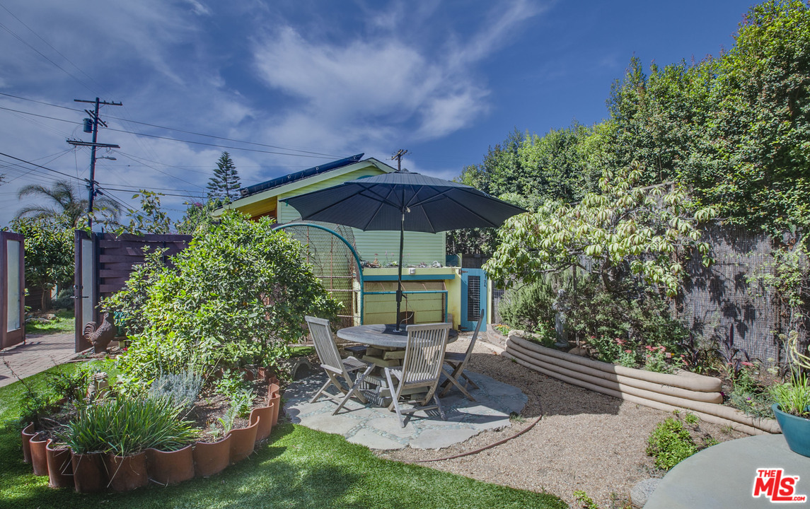 809 6th Avenue Venice, CA 90291 - Photo 24 of 40