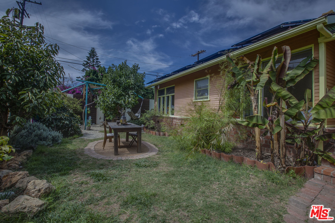 809 6th Avenue Venice, CA 90291 - Photo 27 of 40