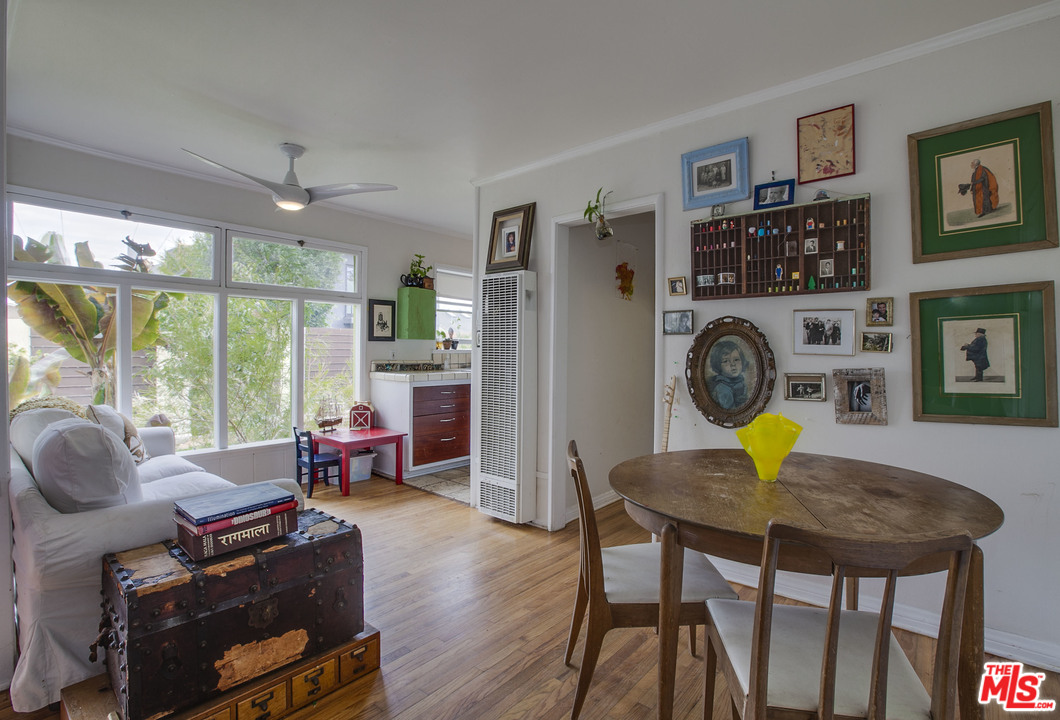 809 6th Avenue Venice, CA 90291 - Photo 33 of 40