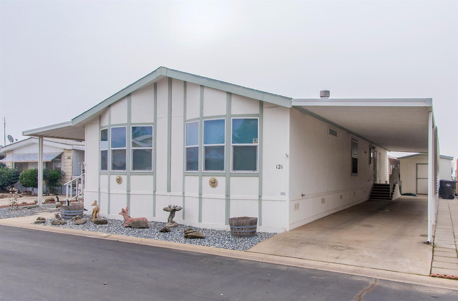 314 North Albert Avenue, Unit 121 Exeter, CA 93221 - Photo 2 of 37