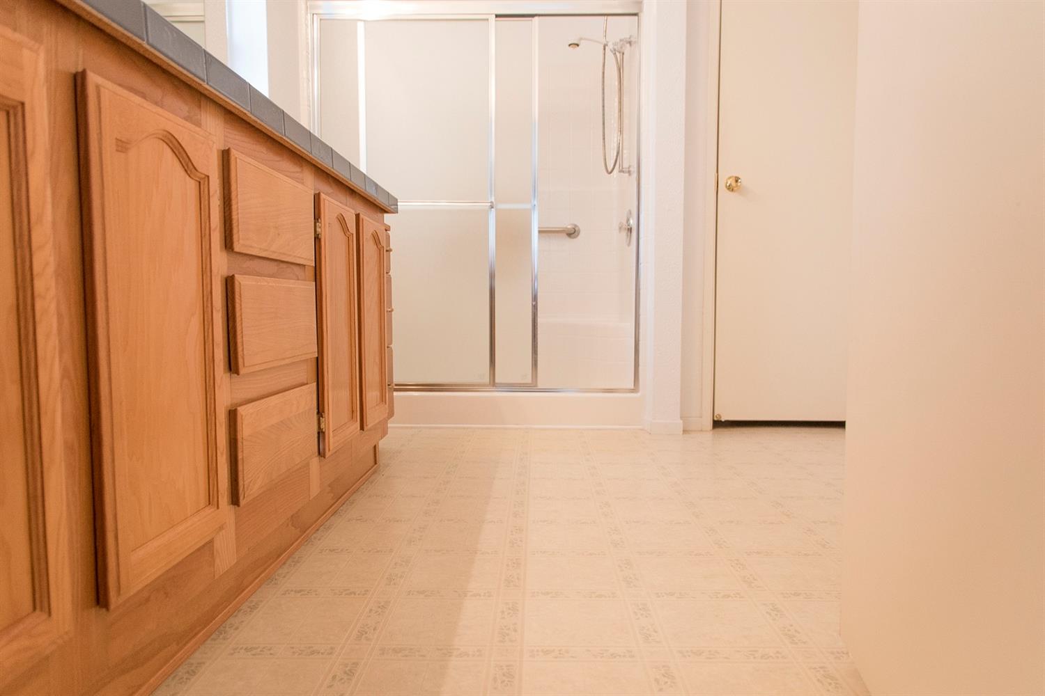 314 North Albert Avenue, Unit 121 Exeter, CA 93221 - Photo 27 of 37
