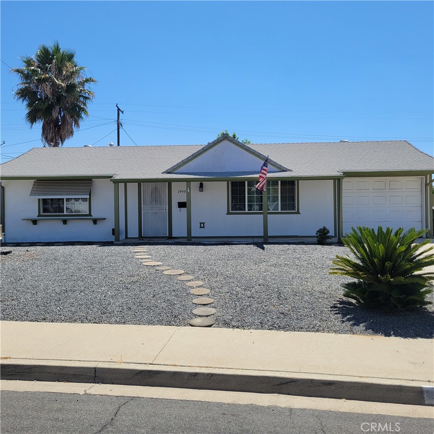 29084 Desert Hills Road Menifee, CA 92586 - Photo 2 of 22
