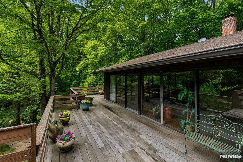 34 Cambridge Way Alpine, NJ 07620 - Photo 36 of 48