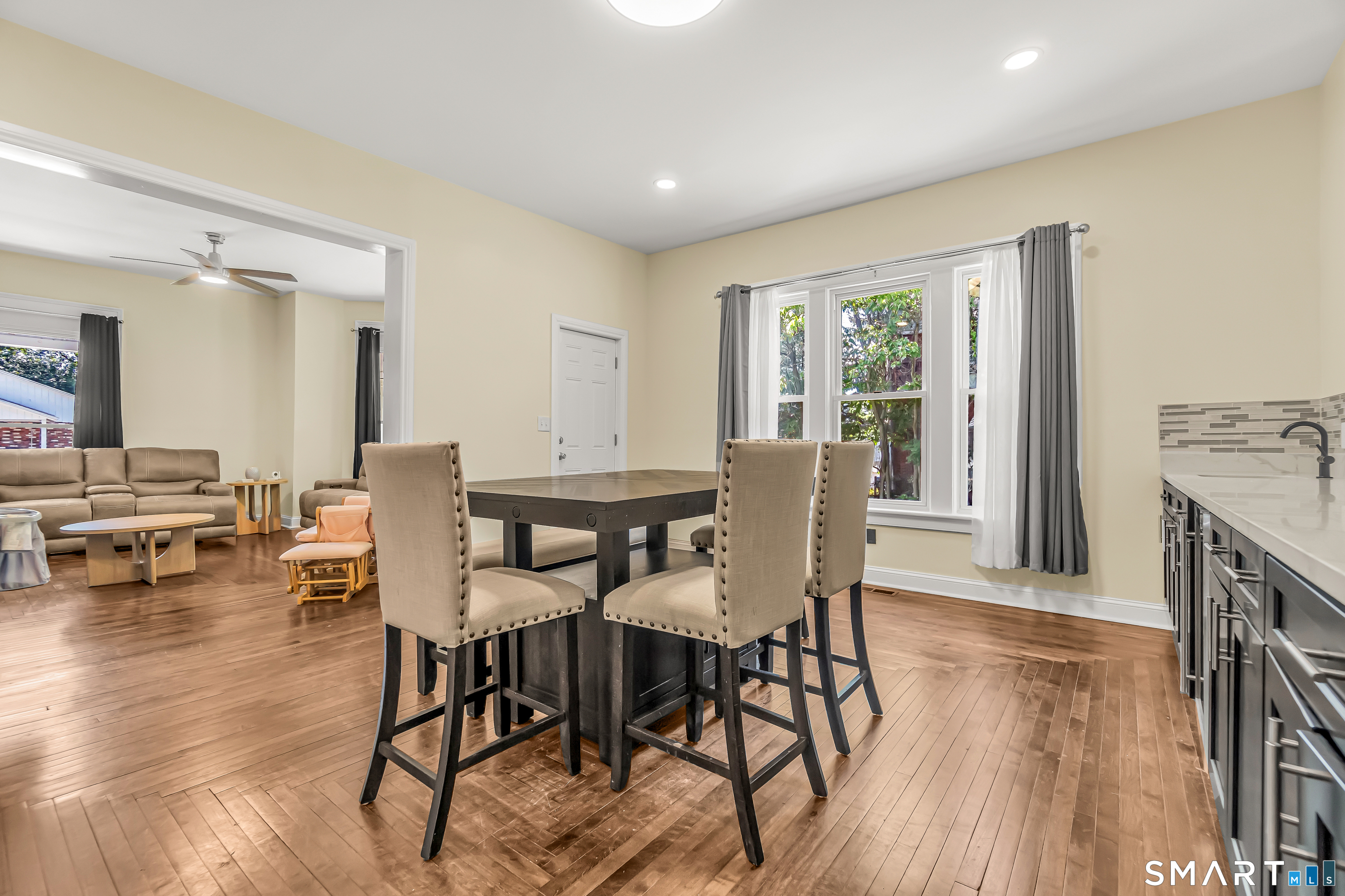 19 Lester Street Ansonia, CT 06401 - Photo 8 of 40