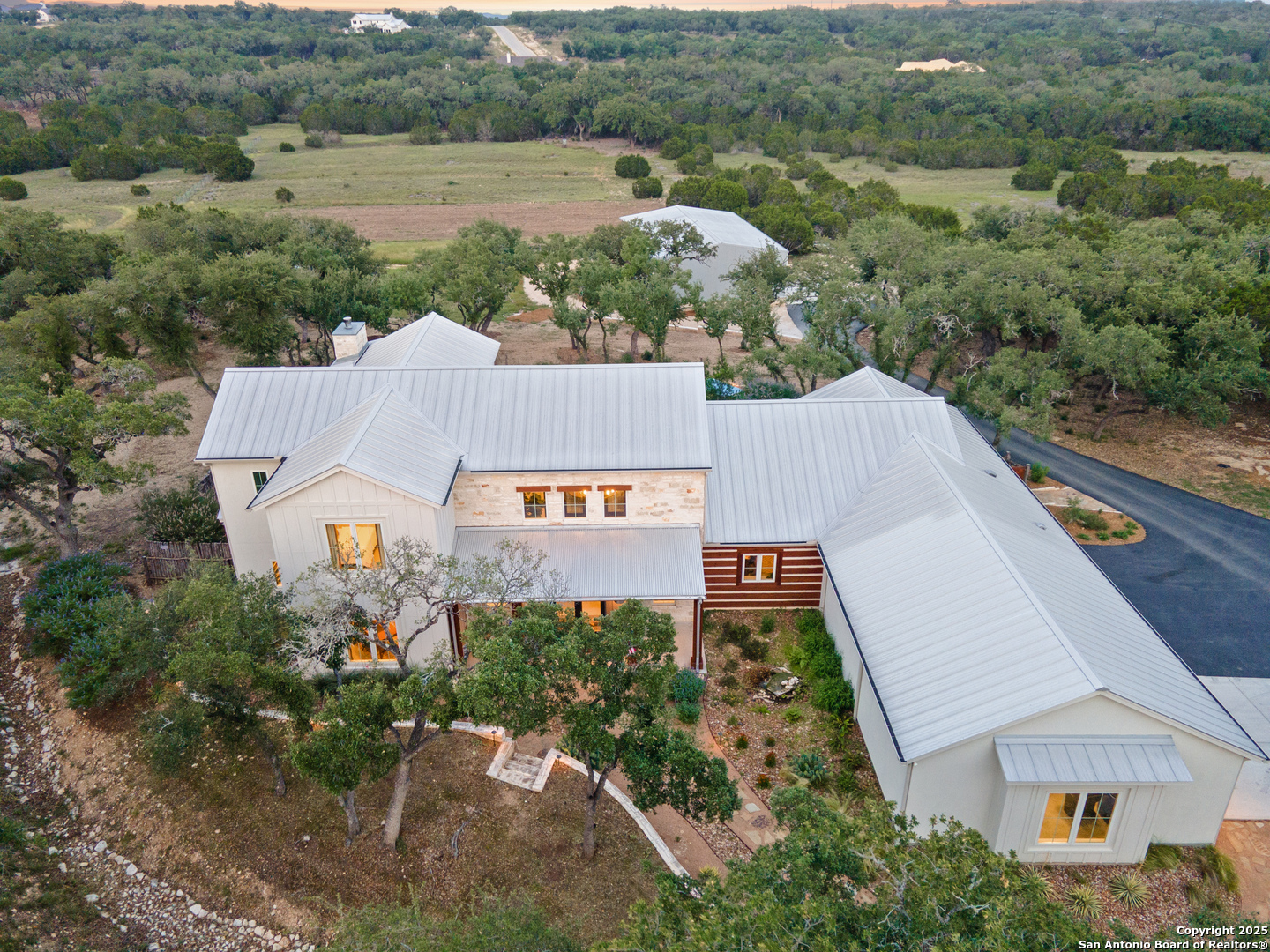 1257 Adyson Rdg Drive Bulverde, TX 78163 - Photo 3 of 95