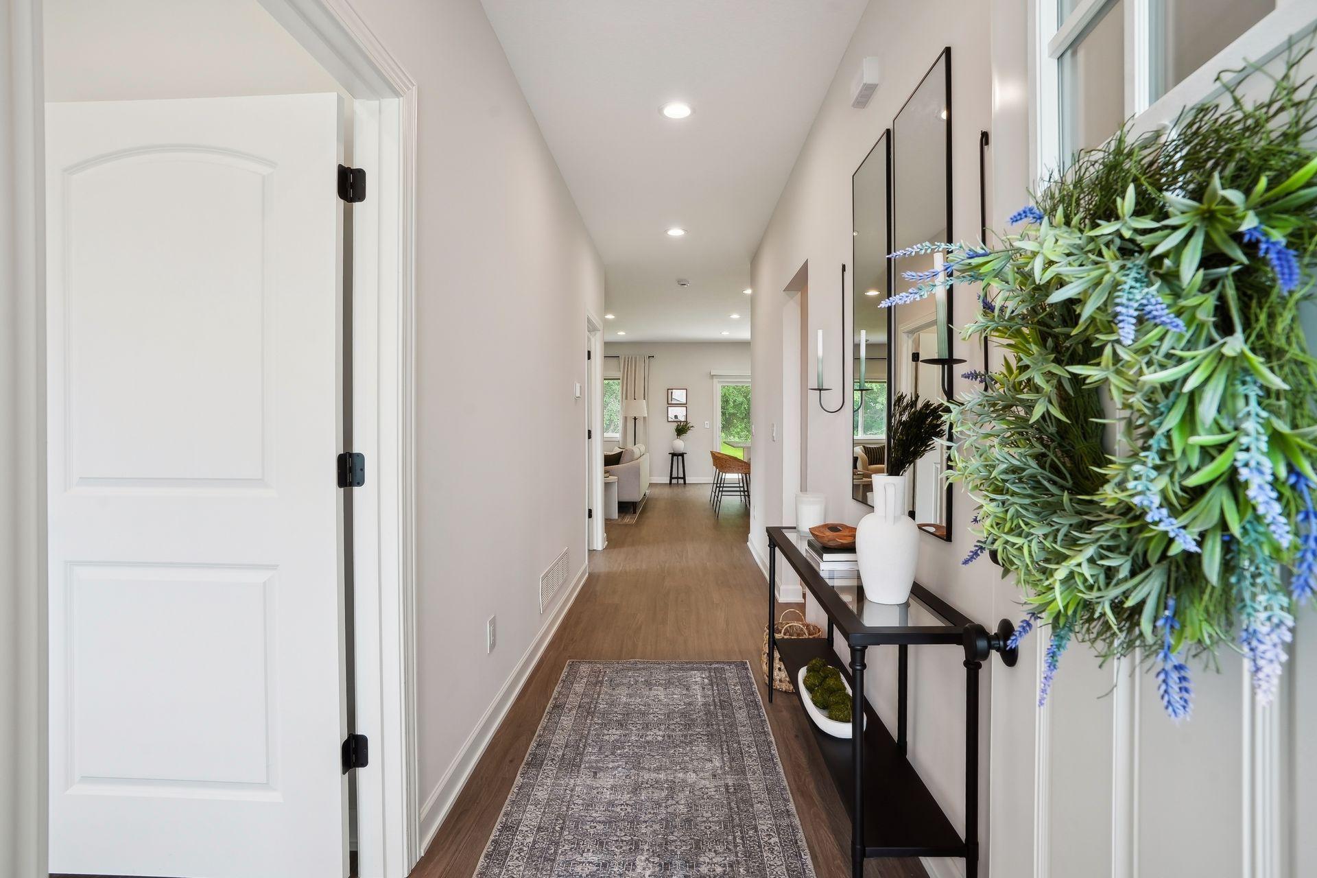 613 Field Point Street Roberts, WI 54023 - Photo 5 of 35