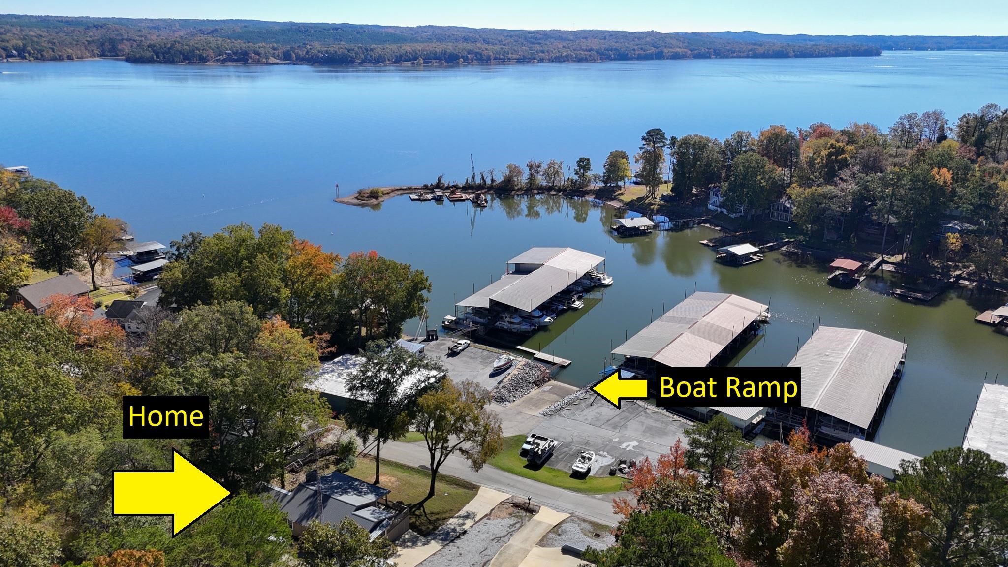 905 Cr 956 Road Iuka, MS 38852 - Photo 3 of 16 an aerial view of a house with swimming pool and outdoor space