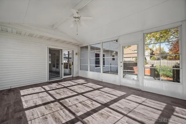 $575,000 | 231 North Cambridge Drive, Geneva, IL 60134