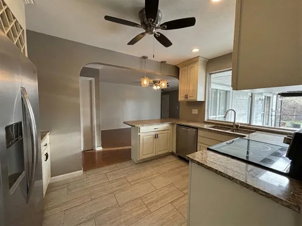 $2,800 | 116 Holmes Place Southeast, Winter Haven, FL 33884