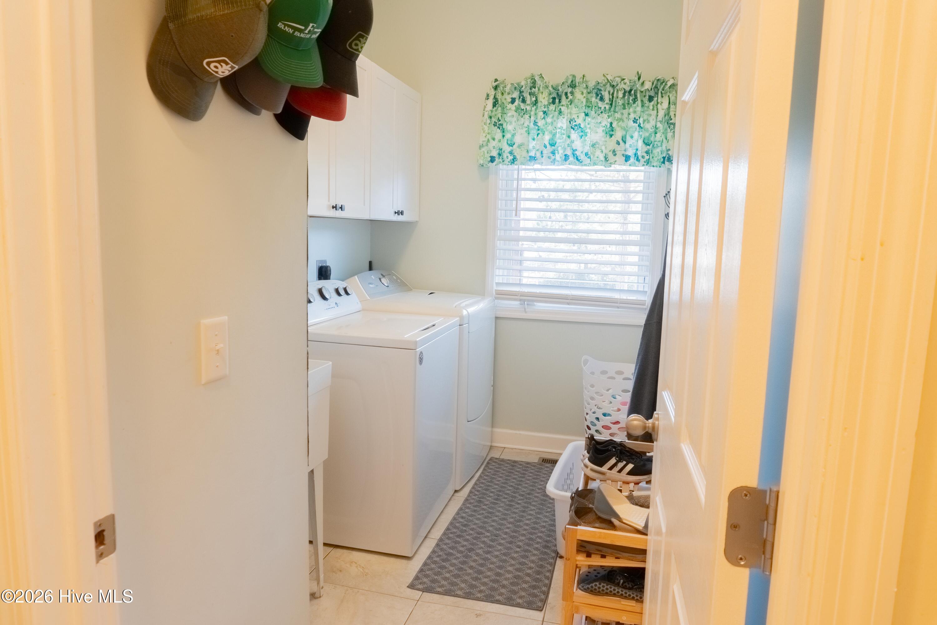 275 Spring Branch Drive Harrells, NC 28444 - Photo 20 of 32 Laundry Room
