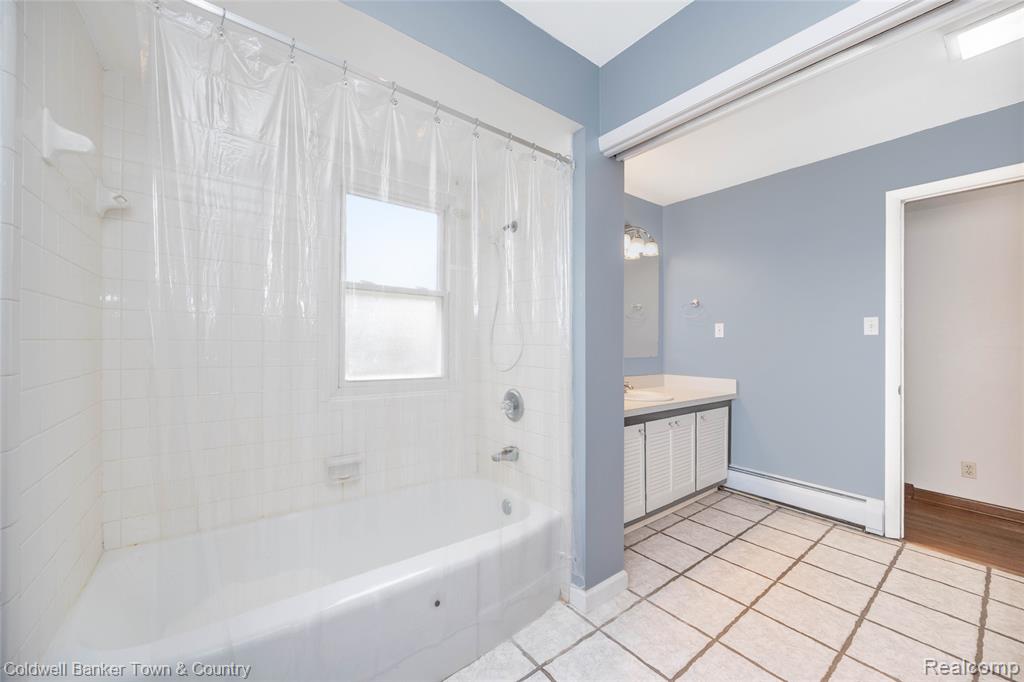 6461 Winans Lake Road Brighton, MI 48116 - Photo 25 of 33 Gallery Image 25