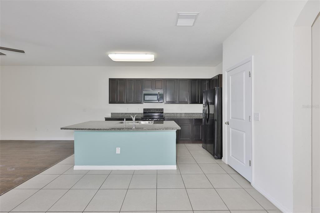 8969 Indigo Trail Loop Riverview, FL 33578 - Photo 17 of 41