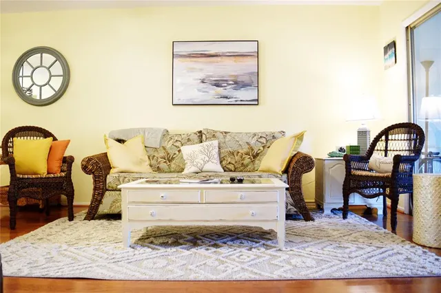 $209,900 | 1016 Desoto Drive, Dunedin, FL 34698