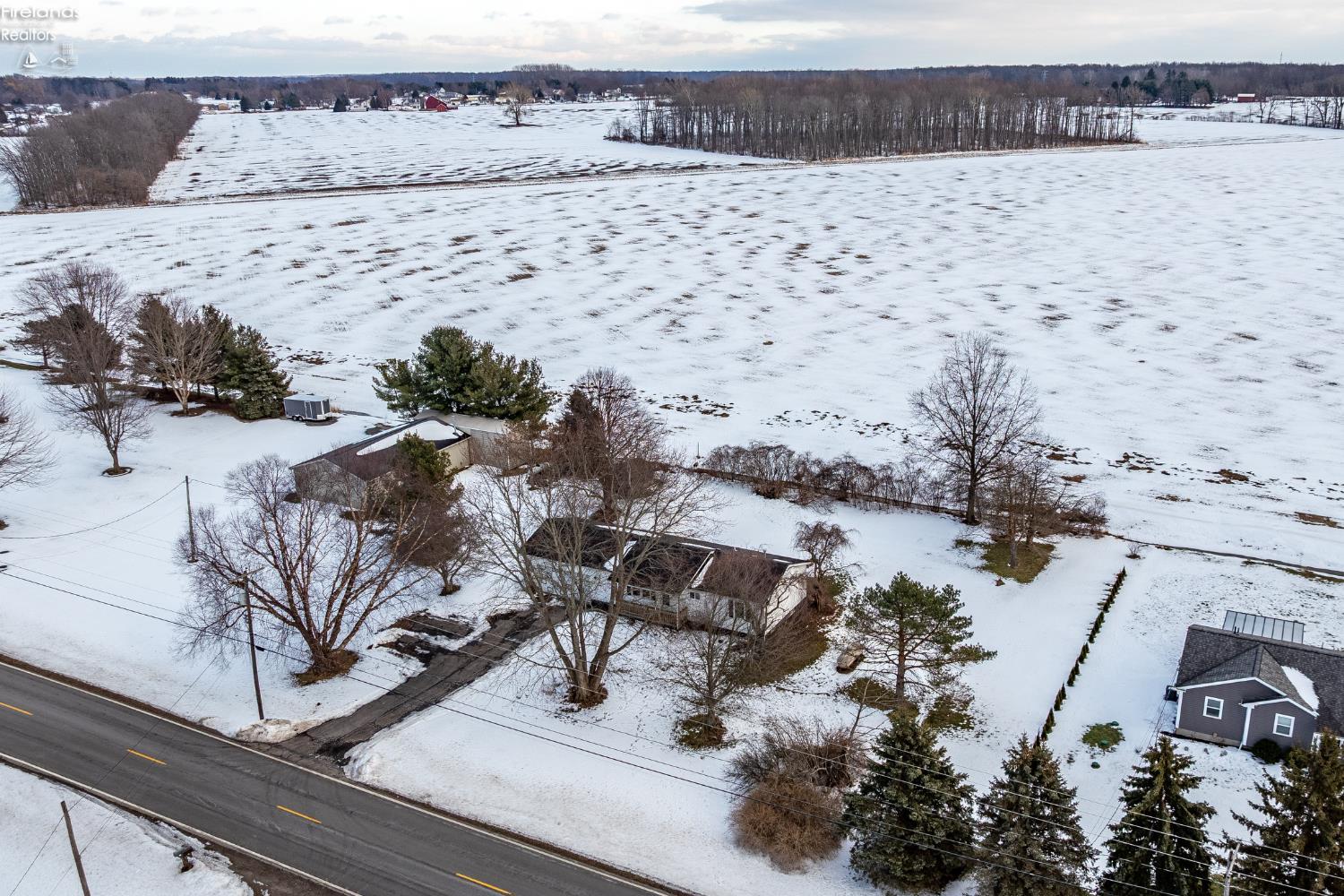 12518 Darrow Road Vermilion, OH 44089 - Photo 40 of 58 Gallery Image 40