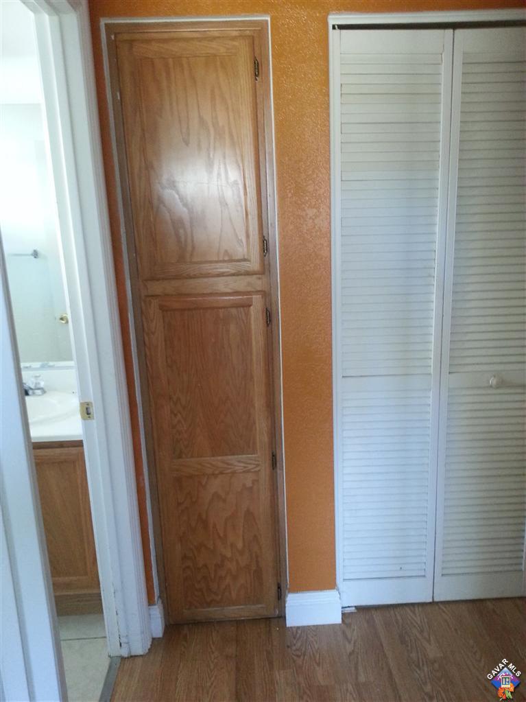 37033 Boxleaf Road Palmdale, CA 93550 - Photo 14 of 15 a view of elevator