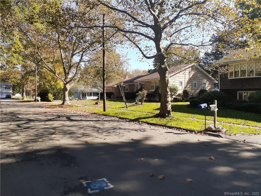 35 Red Fox Road Stratford, CT 06614 - Photo 1 of 1 Gallery Image 1